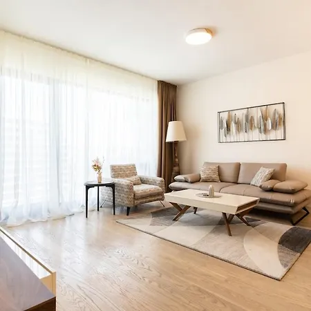 Bw Spacious Riverview Belgrade