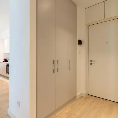 Bw Spacious Riverview Belgrade